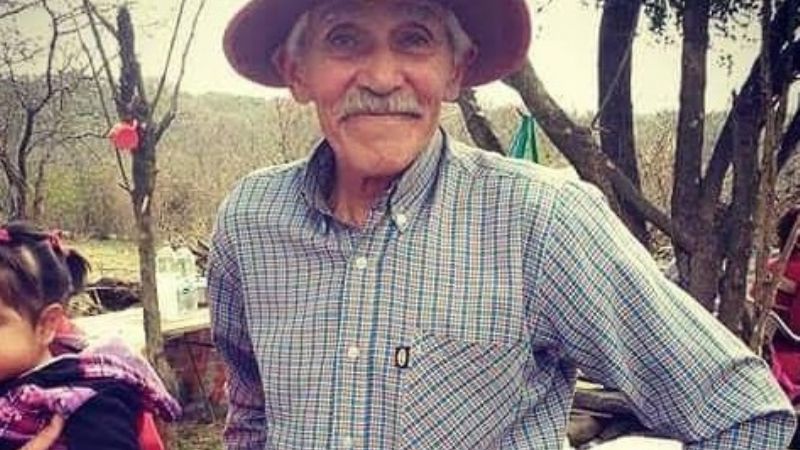 Con 82 años “Don Ahumadita” se viene caminando desde Guayamba a ver a la Virgen