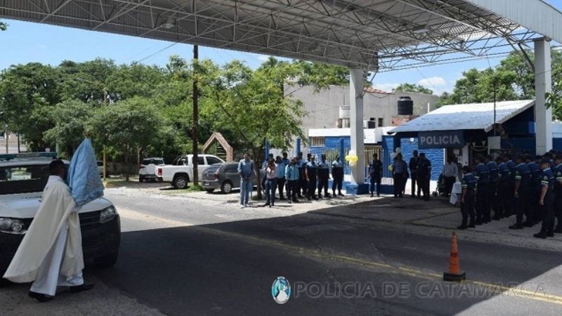 Finalizó la visita de la Virgen del Valle a las dependencias policiales