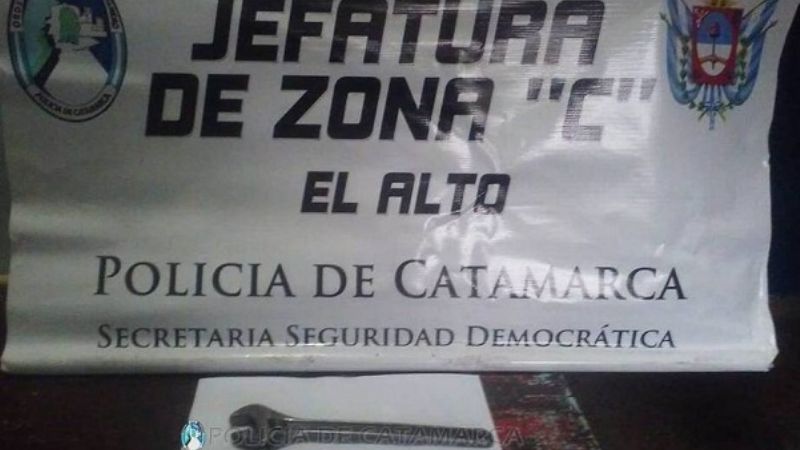 Recuperan una llave francesa