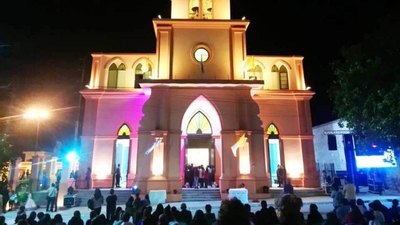 El Obispo consagró el altar y dedicó el remodelado templo de Andalgalá