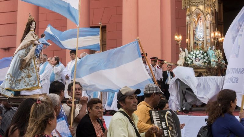 Imponente muestra amor a la Virgen del Valle