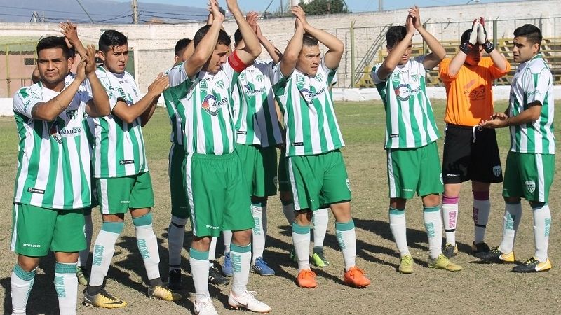 Rivadavia ganó y respira; Villa Cubas es escolta