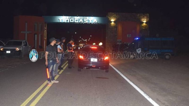 En megaoperativo retienen 79 vehículos en Tinogasta