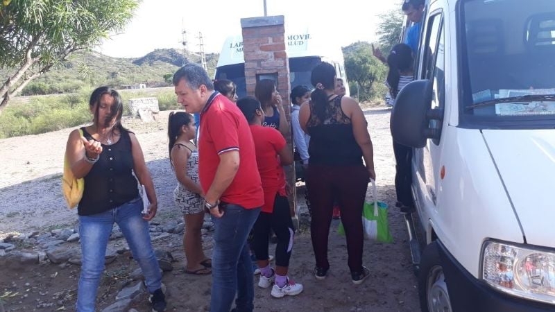 "Lleguemos al Barrio" en Casa de Piedra