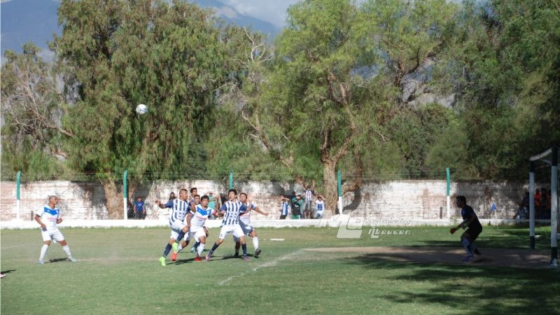 Andino venció a Talleres en el superclásico fiambalense