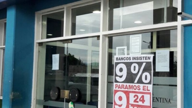 Bancarios convocaron a un paro de 48 horas