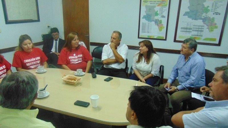 Salud recibió a la ONG "Corazón con Agujeritos"