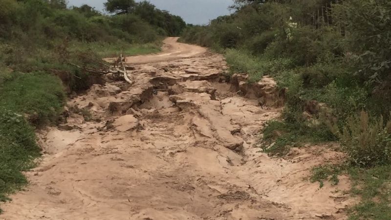 Reclaman por mal estado de caminos comunales