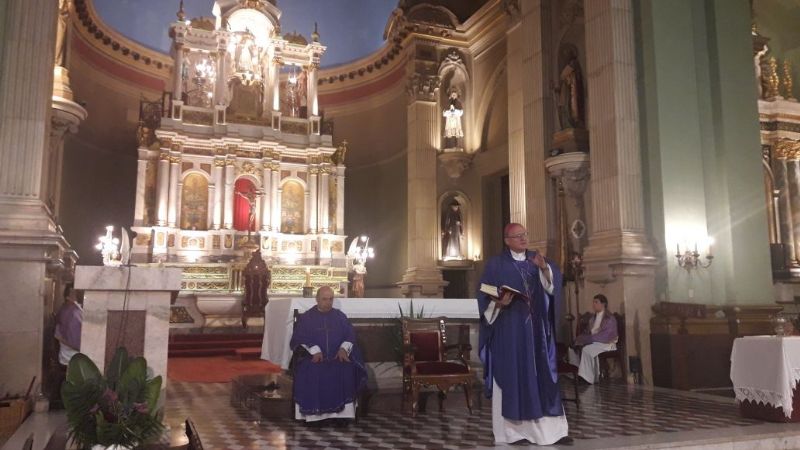 Misa del Miércoles de Ceniza en la Catedral