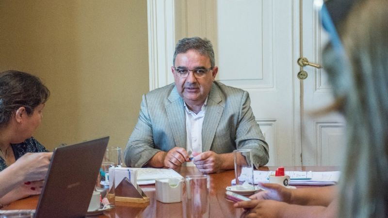 SIDCa acordó aumento para docentes municipales