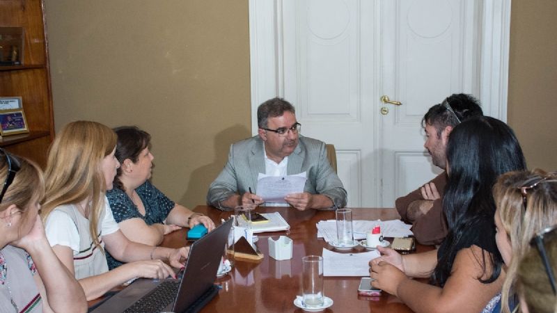 SIDCa acordó aumento para docentes municipales