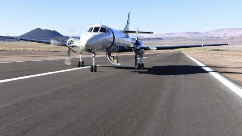 Lucía inauguró la pista de aterrizaje en Antofagasta y la Feria de la Puna