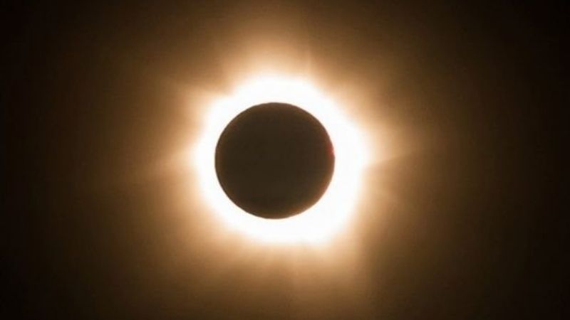 El día se hará noche: Se viene el evento del siglo