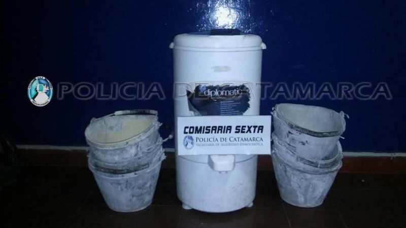 Atrapan a un adolescente con elementos robados