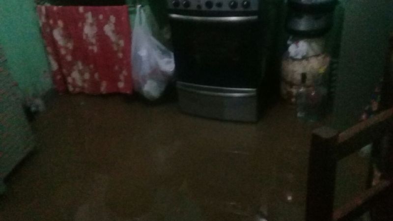 Torrencial lluvia causó serios inconvenientes