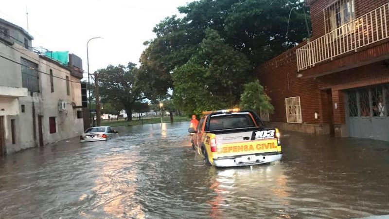 Torrencial lluvia causó serios inconvenientes