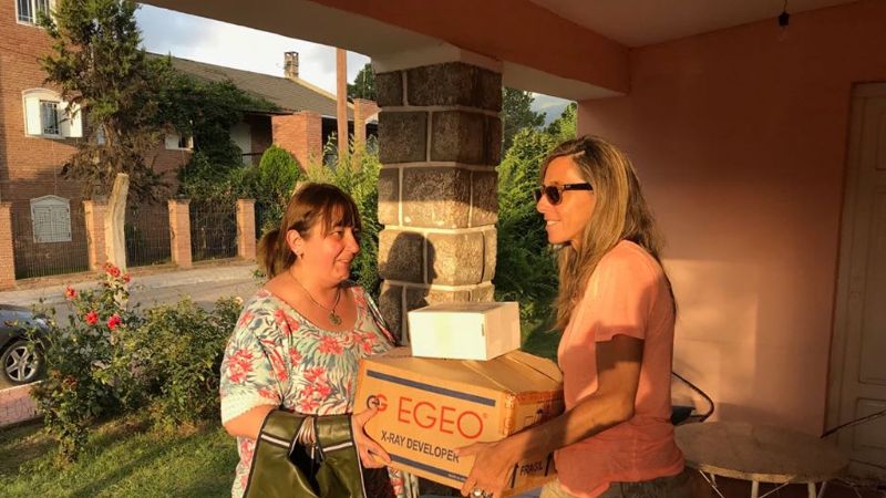 Entrega de insumos odontológicos en Aconquija