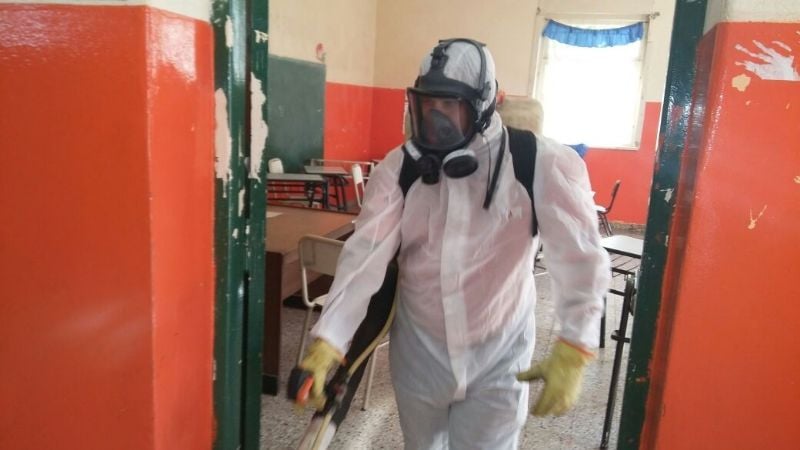 Fumigaron 12 escuelas en Capayán