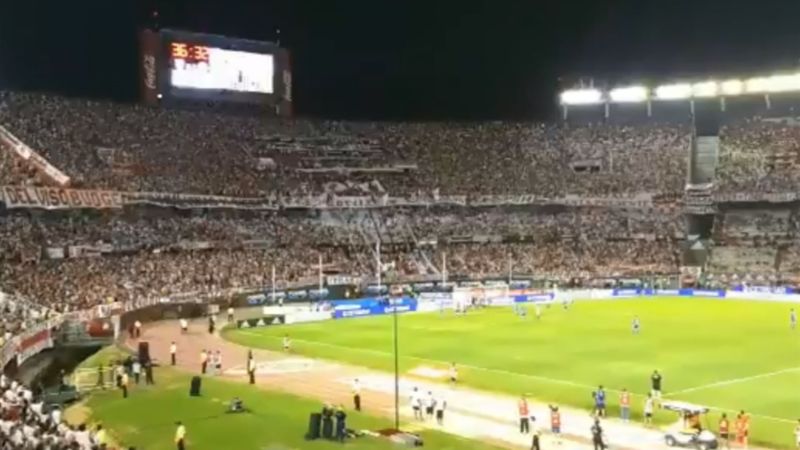 Los hinchas de River se acordaron de Macri