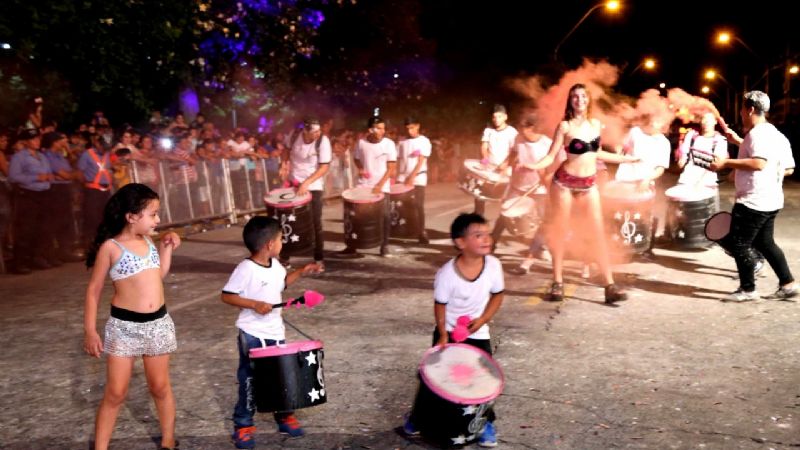 El “Carnaval Provincial 2018” cerró ante un público multitudinario