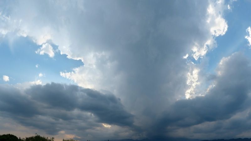 El SMN mantiene la alerta por intensas tormentas en Catamarca