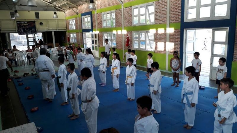 Cronograma de actividades deportivas en el Polideportivo Sur