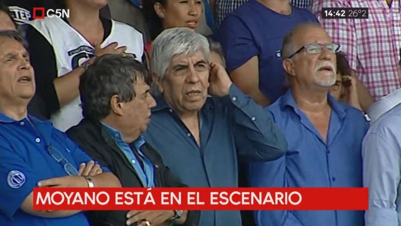 Moyano y sus aliados comenzaron el acto contra Macri