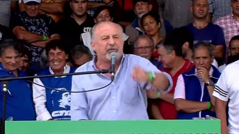 Yasky: "No nos ponemos de rodillas ante un gobierno de patrones"