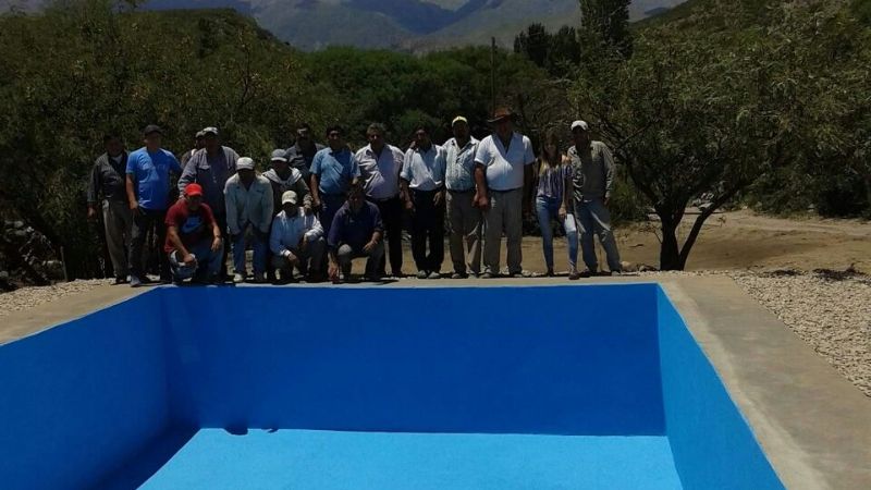 Este viernes, Gómez inaugurará la pileta en Ampajango