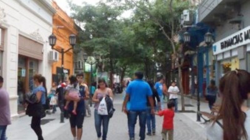 Una mujer agredió a una joven en un local en pleno centro