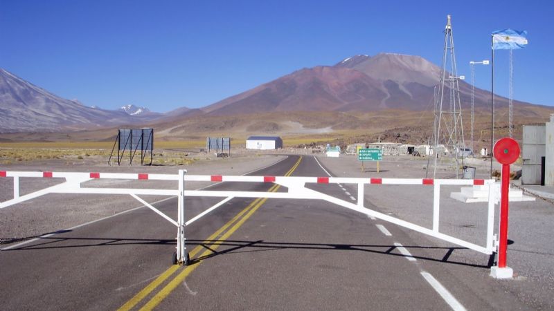 Por falta de energía está cerrado el Paso de San Francisco
