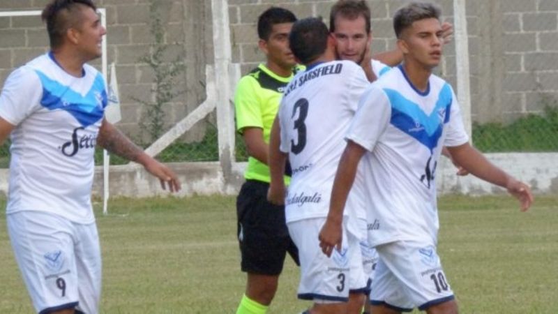 Newbery de Pomán clasificado y Vélez por el buen camino