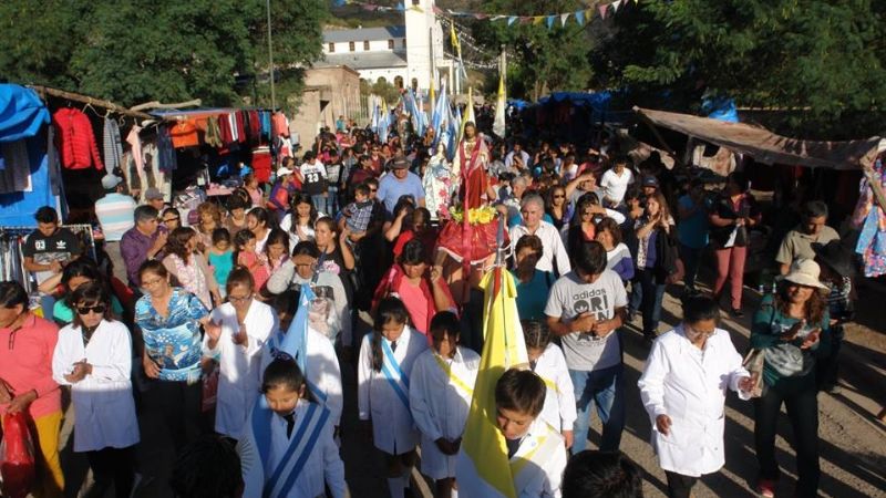 Solá Jais participó del “Festival Provincial del Misachico” en Villa Vil