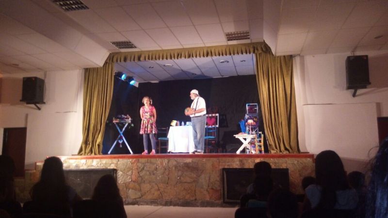 Los elencos locales llevaron sus obras al interior con el Teatro Va 3!