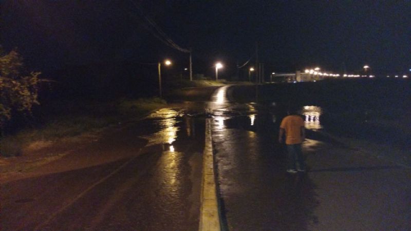 Por una creciente, interrumpen el tránsito por badenes del Alto Fariñango