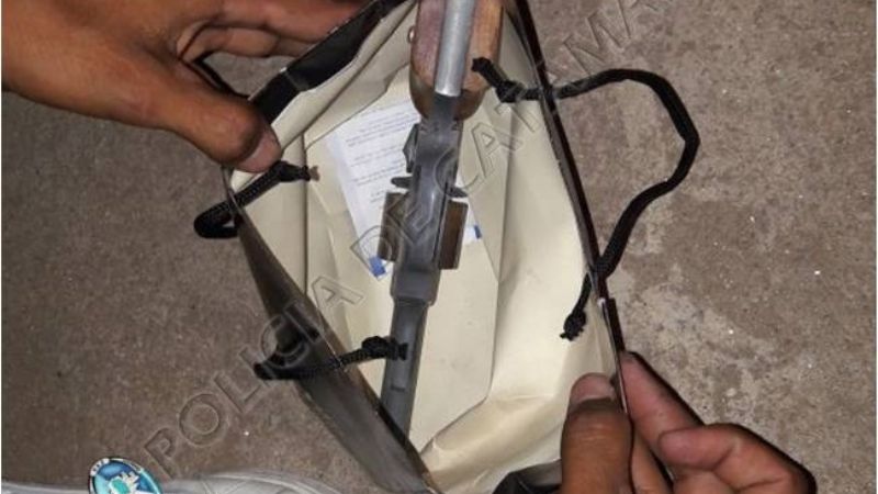 Secuestran droga y un arma de fuego: Hay cuatro aprehendidos