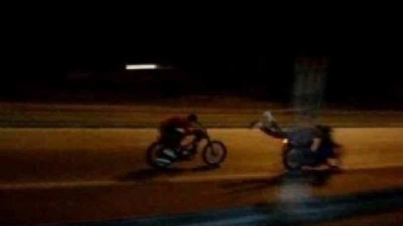 Atrapan a tres jóvenes que hacían “picadas” e hirieron a policías