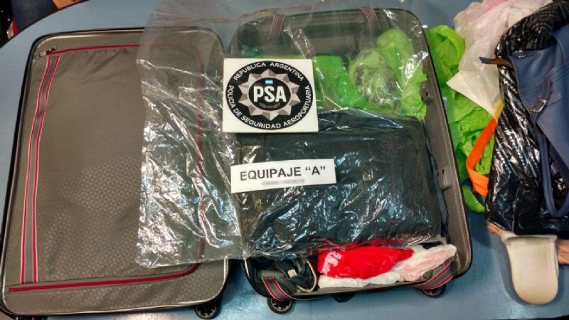 Ciudadano ruso detenido por PSA con más de tres kilos de cocaína en Ezeiza