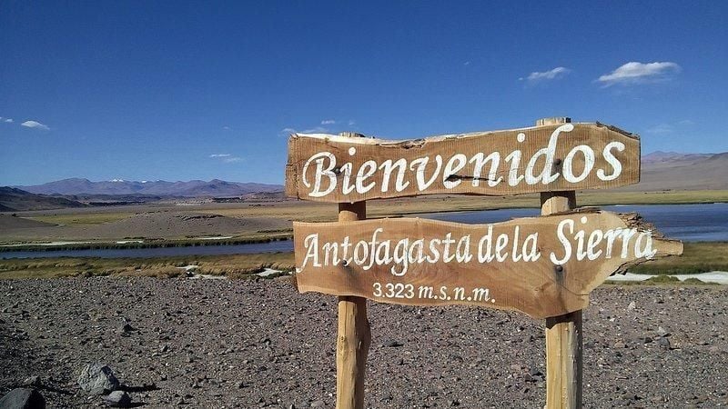 Menores en motos protagonizaron un choque en Antofagasta de la Sierra