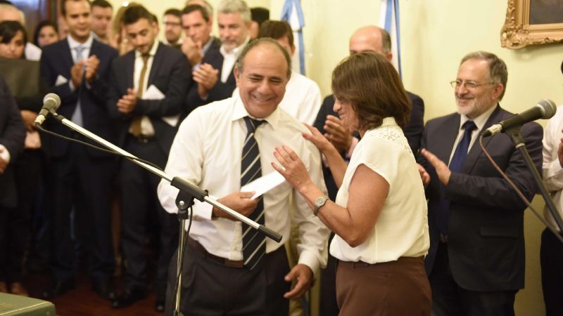 Asumieron funcionarios