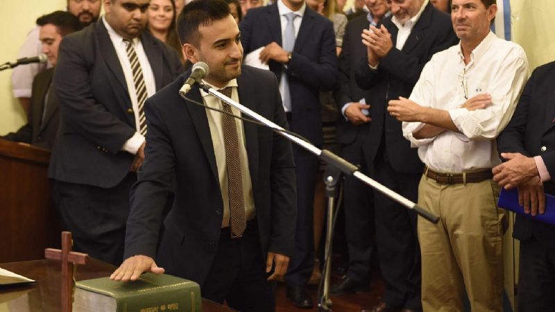 Asumieron funcionarios