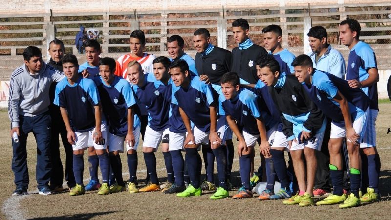 Ateneo Mariano Moreno pone proa a la Superliga 2018