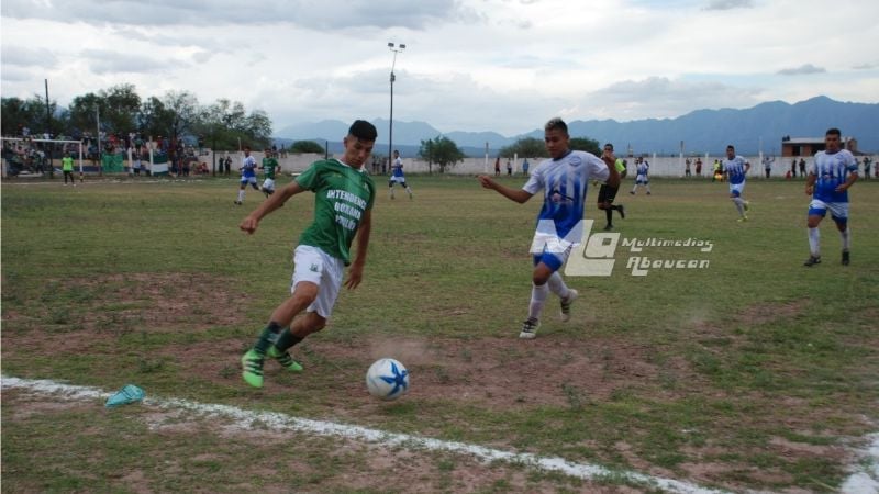 Defensores de Fiambalá y Deportivo La Paz no se sacaron ventajas