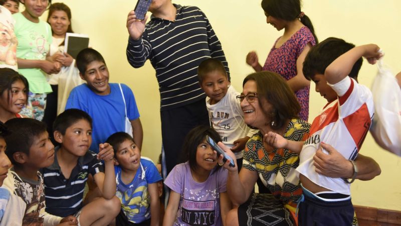 Lucía recibió a alumnos de la Puna