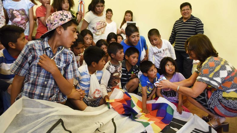 Lucía recibió a alumnos de la Puna