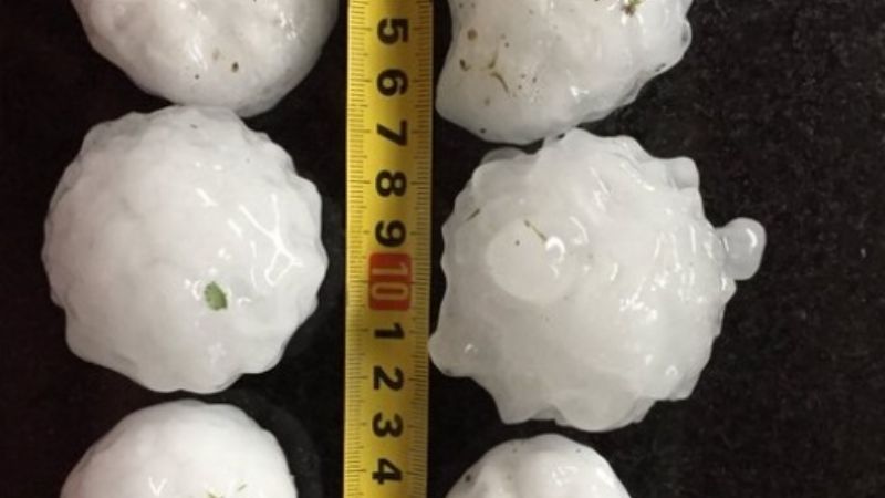 Fuerte granizo sorprendió a Carlos Paz y oeste de Córdoba