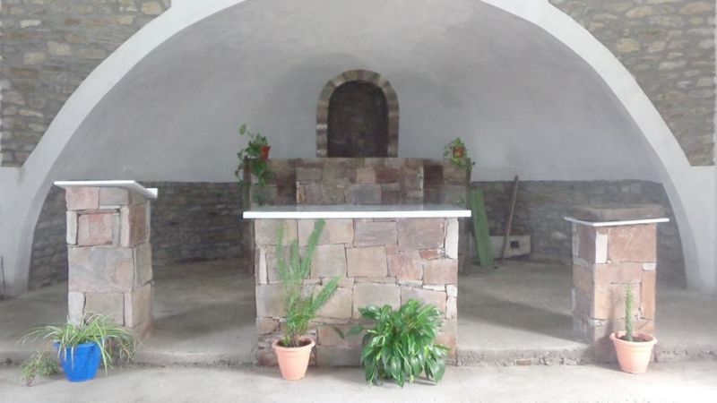 Consagrarán el altar y dedicarán el templo de Nuestra Señora de Lourdes