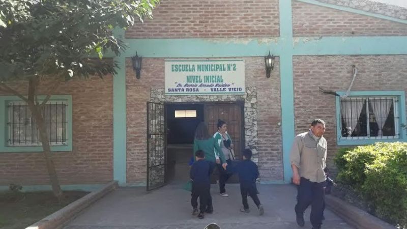 Se vienen los ajustes en escuelas municipales de Valle Viejo