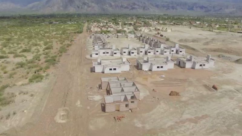 La lluvia no cesa y provoca serios inconvenientes en varias viviendas