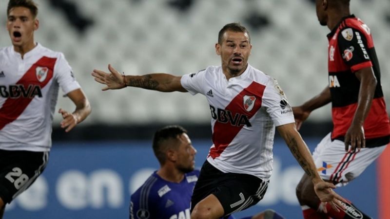 River rescató un valioso empate ante Flamengo, en Río